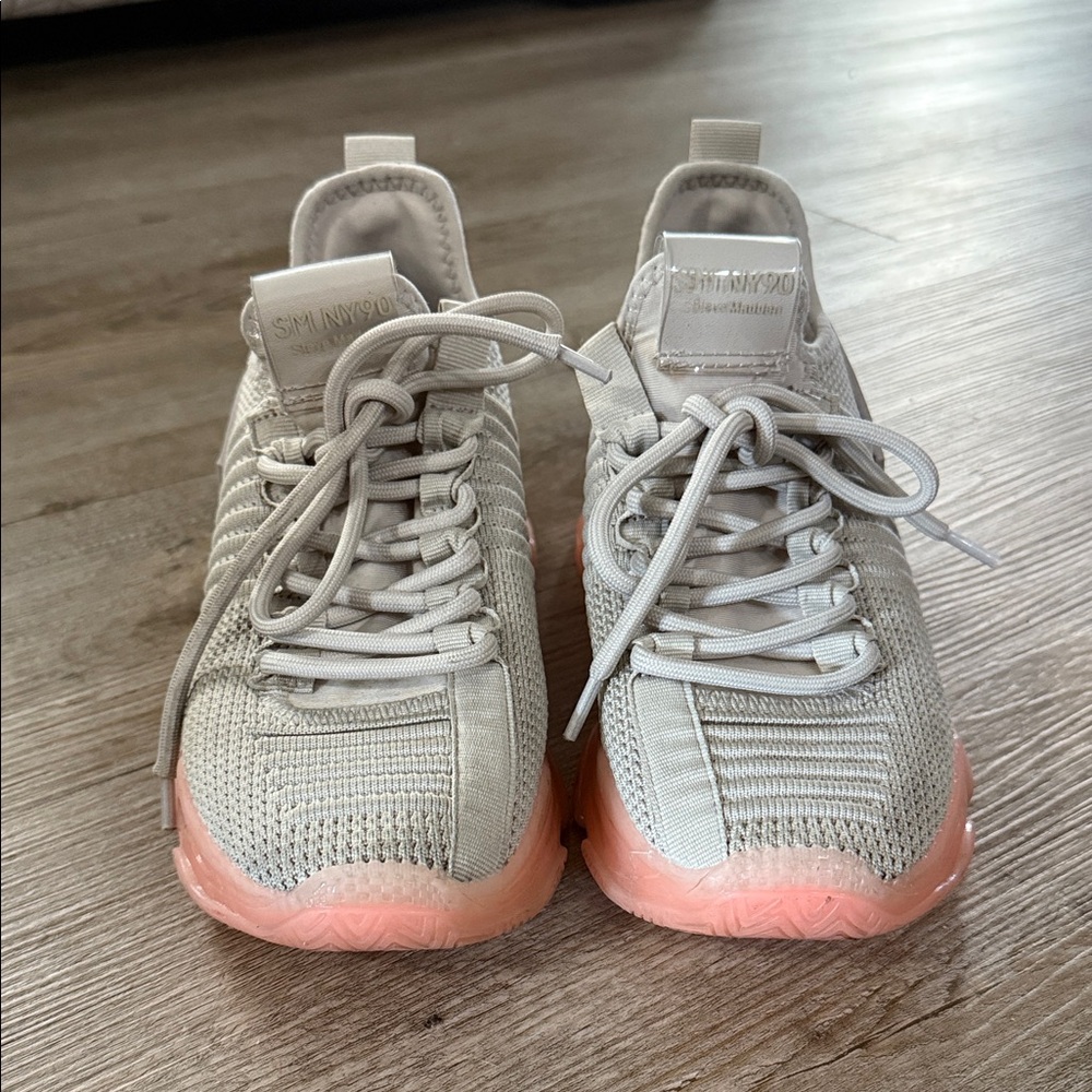 Steve Madden Light Gray and Coral Sneakers